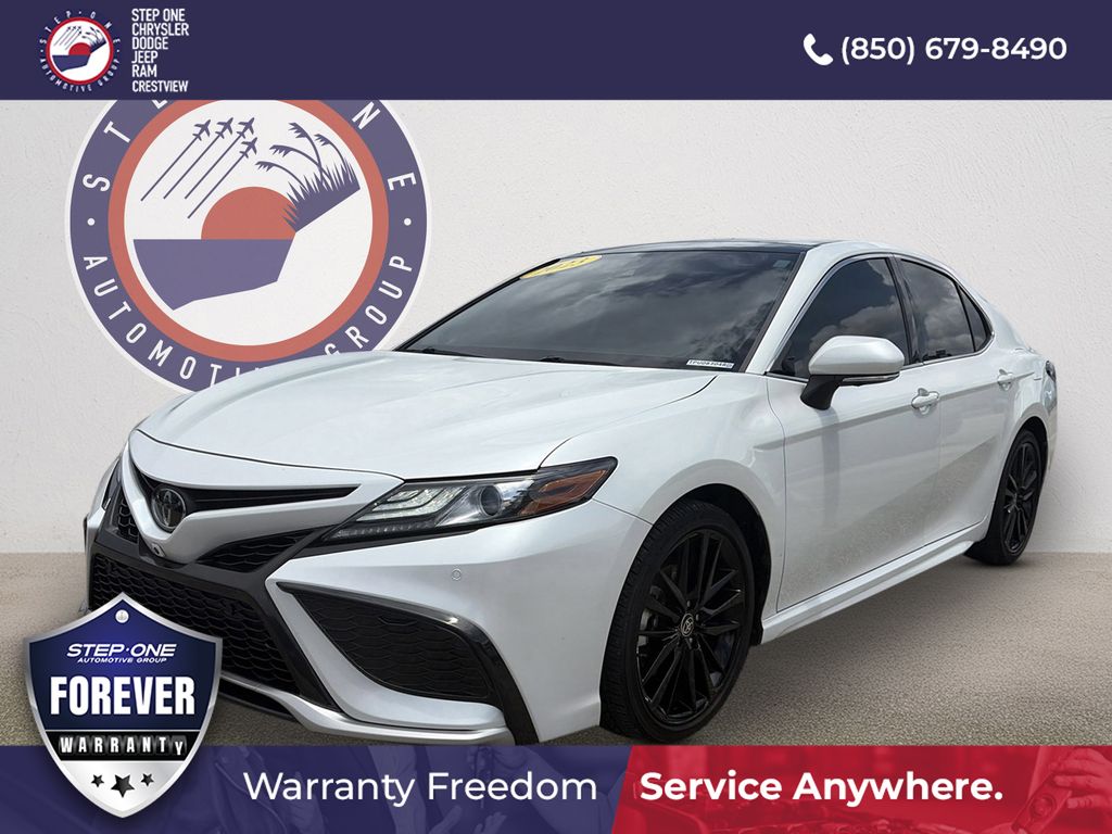 Wind Chill Pearl/Midnight Black Metallic 2023 Toyota Camry XSE V6 FWD Sedan Front-Wheel Drive 8-Speed Automatic