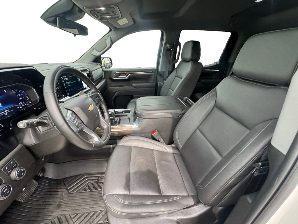 Used Car 2025 Chevrolet Silverado 1500  Lt For Sale Under $50,000 In Round Rock, Texas
