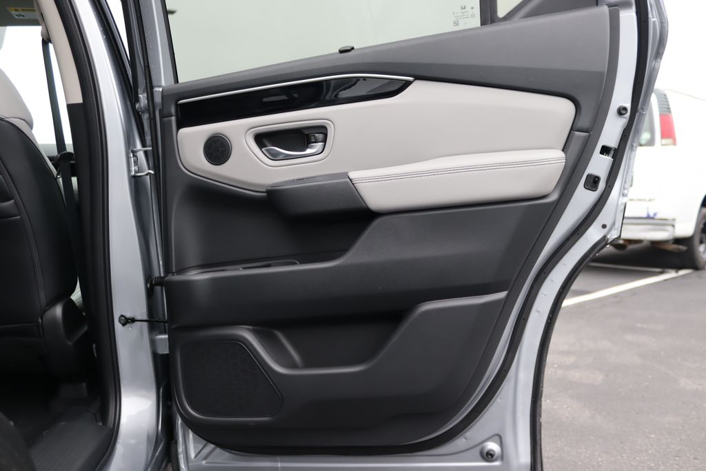 Thumbnail: 2025 Honda Pilot - 16