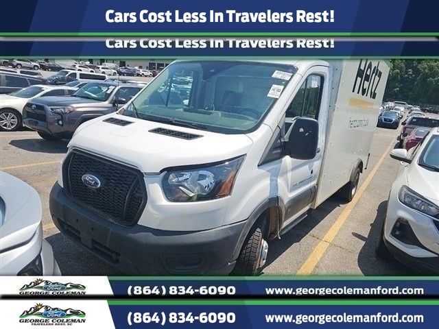 Oxford White 2022 Ford Transit Chassis 350 HD 9950 GVWR 156 Cutaway DRW RWD Van Rear-Wheel Drive Automatic