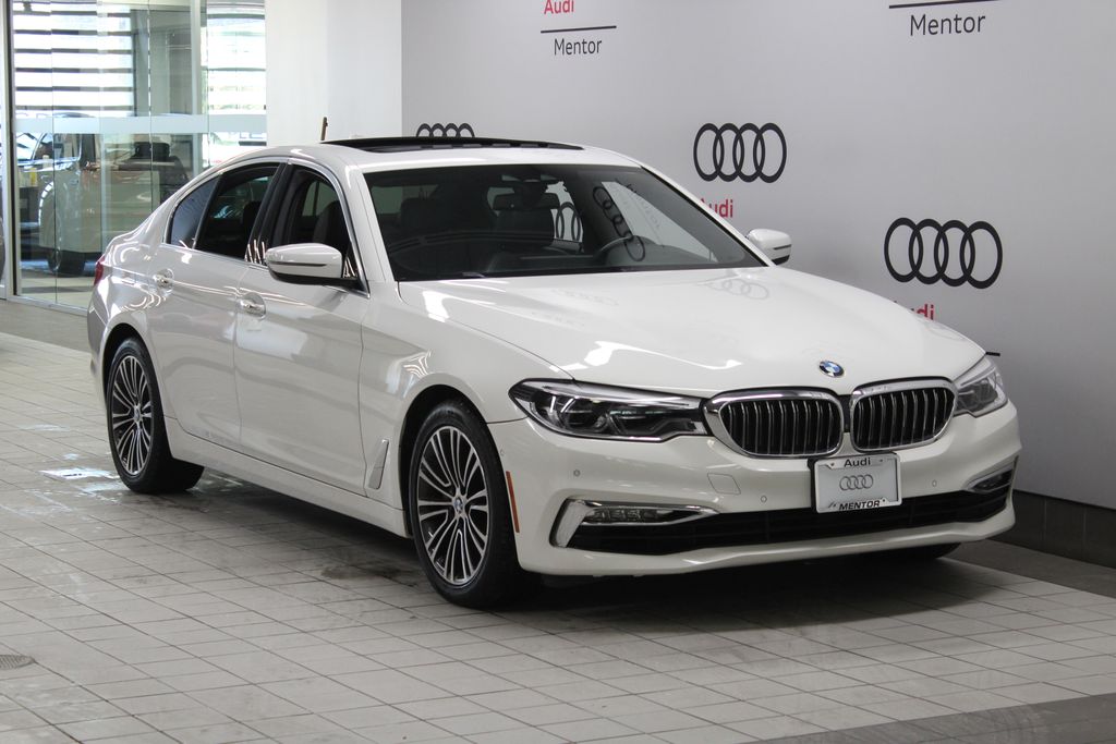 2018 BMW 5 Series 540i xDrive 8