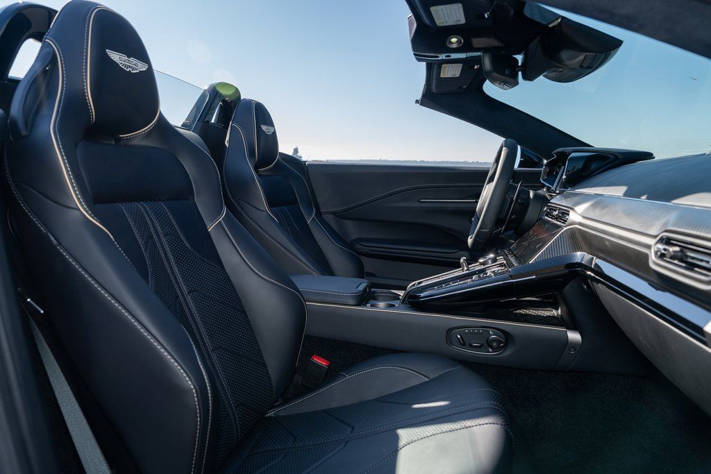 2026 Aston Martin Vantage Base - Photo 24