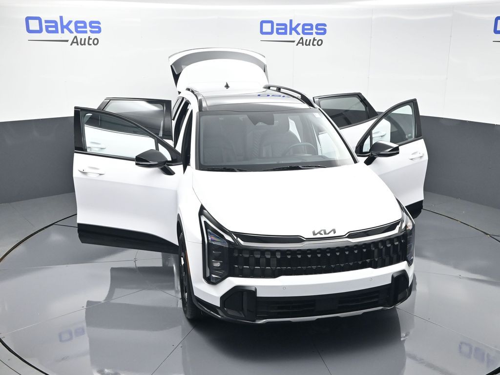2026 Glacial White Pearl Kia Sportage X-Line AWD SUV