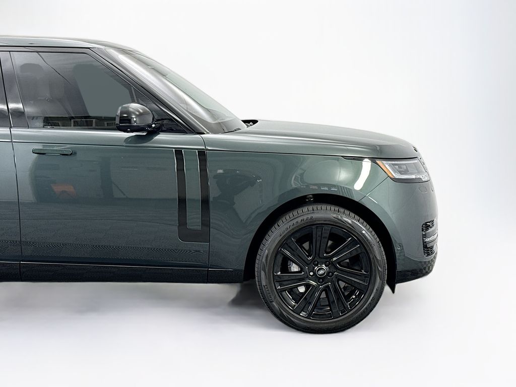 Thumbnail: 2023 Land Rover Range Rover - 11