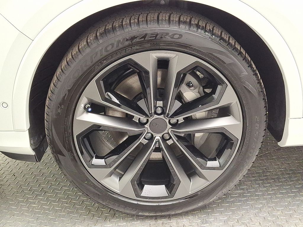 Thumbnail: 2026 Audi Q7 - 5