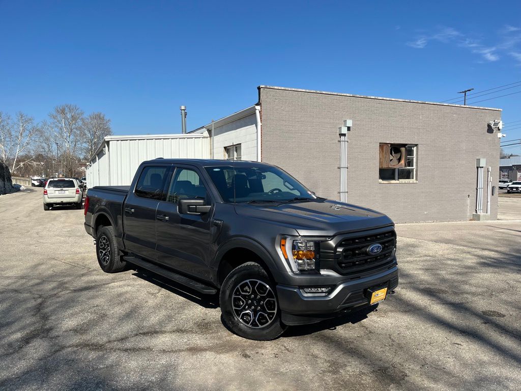 Carbonized Gray Metallic 2023 Ford F-150 XLT SuperCrew 4WD Pickup Truck Four-Wheel Drive Automatic