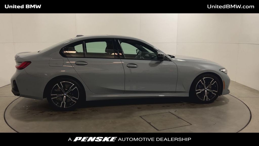 2024 BMW 3 Series M340i 9