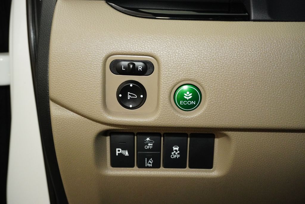 Used Car 2020 Honda Pilot  Touring For Sale Under $25,000 In Weatherford, Texas