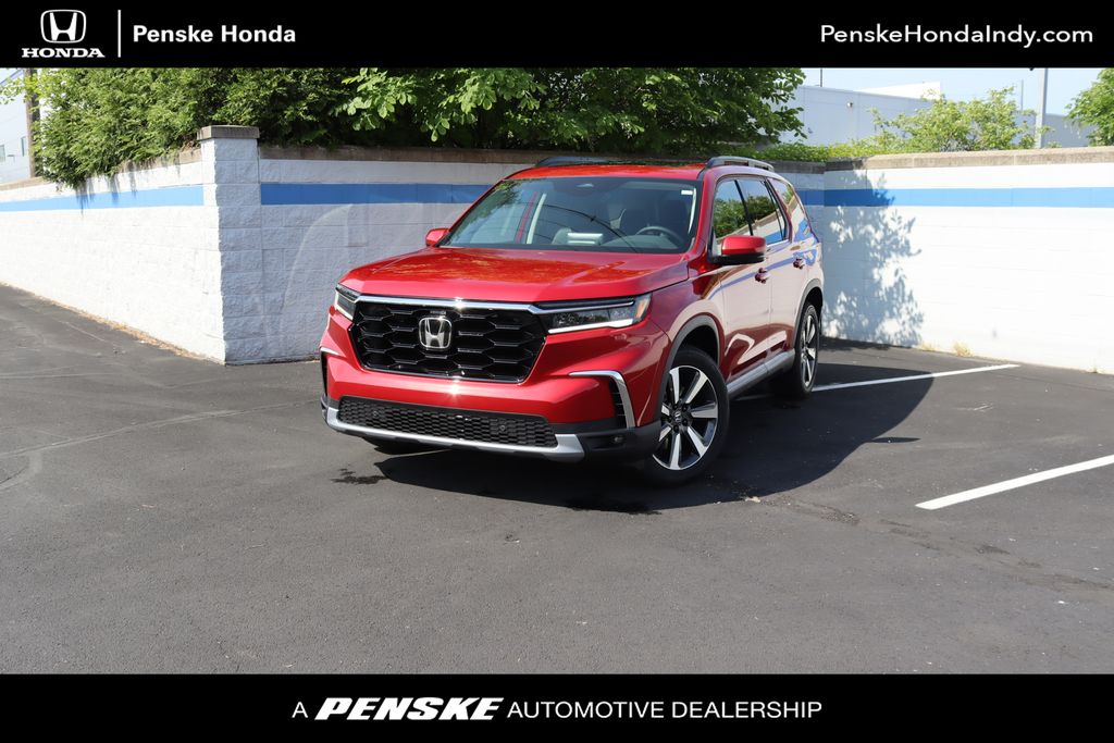 2025 Honda Pilot Touring -
                Indianapolis, IN