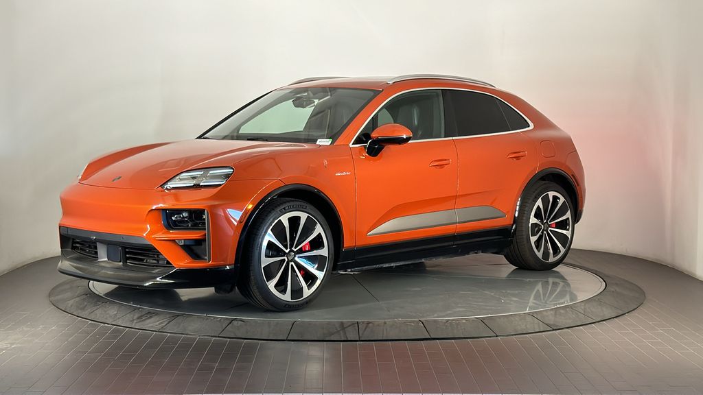 2024 Porsche Macan Turbo -
                Santa Clara, CA