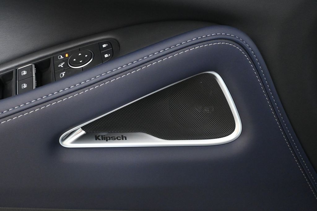 Thumbnail: 2026 INFINITI QX60 - 25