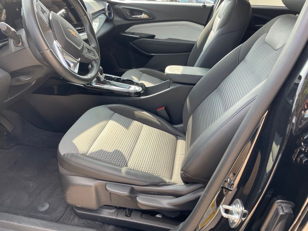 Used Car 2024 Chevrolet Trax  Lt For Sale Under $25,000 In Georgetown, Texas
