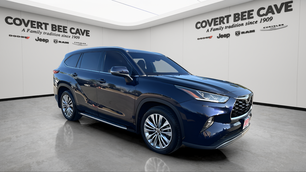 Used Car 2022 Toyota Highlander  Platinum For Sale Under $40,000 In Austin, Texas