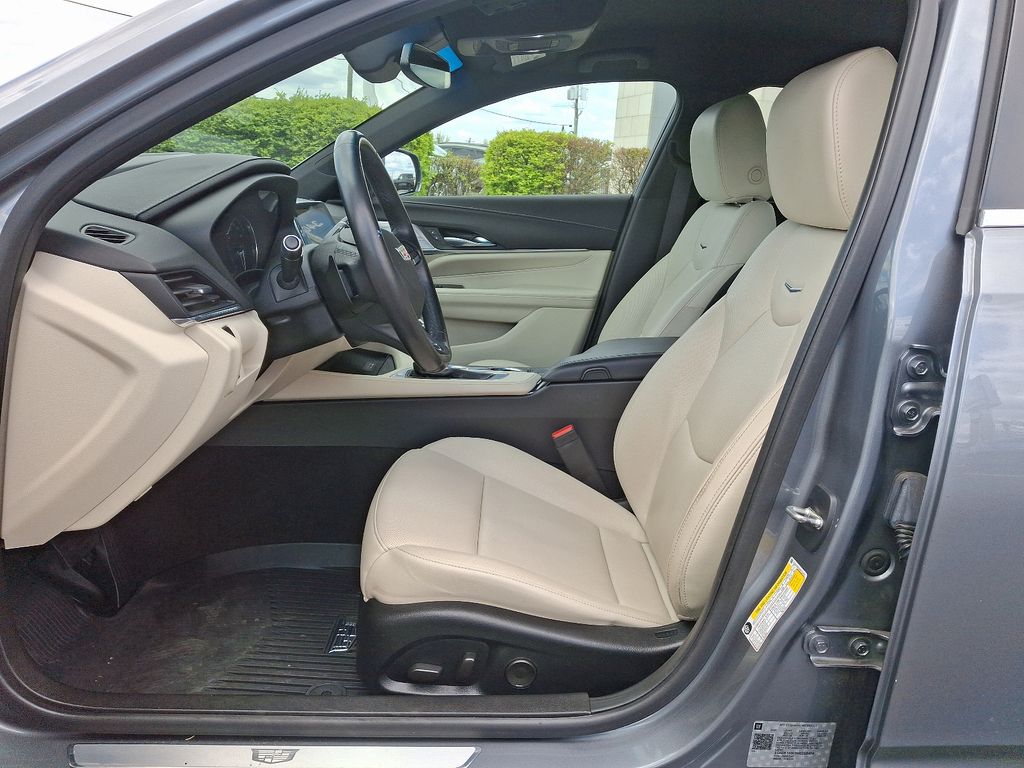 2021 Cadillac CT4 Premium Luxury 13