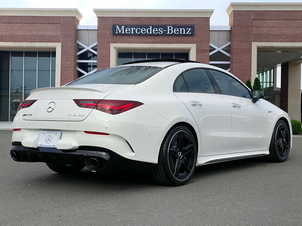 2025 Mercedes-Benz CLA 35 AMG 4