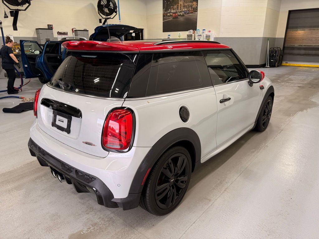 Thumbnail: 2022 MINI Cooper - 6