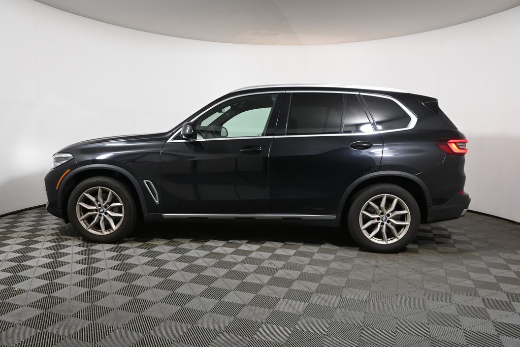 Thumbnail: 2023 BMW X5 - 2