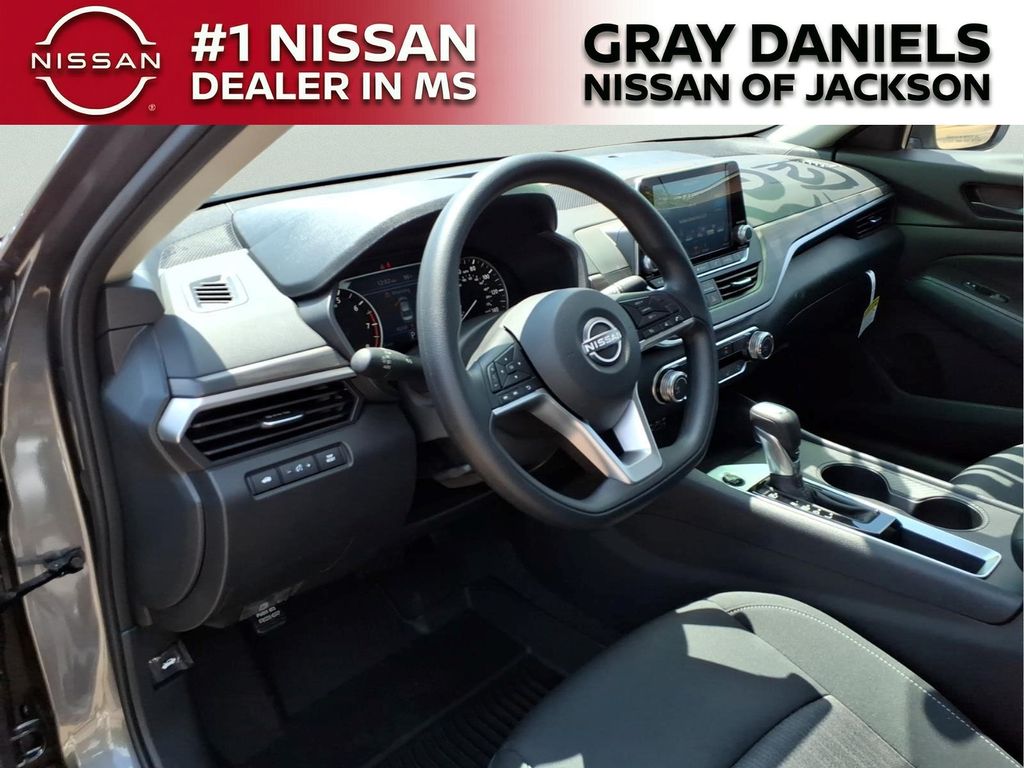 New 2026 Nissan Altima Sedan