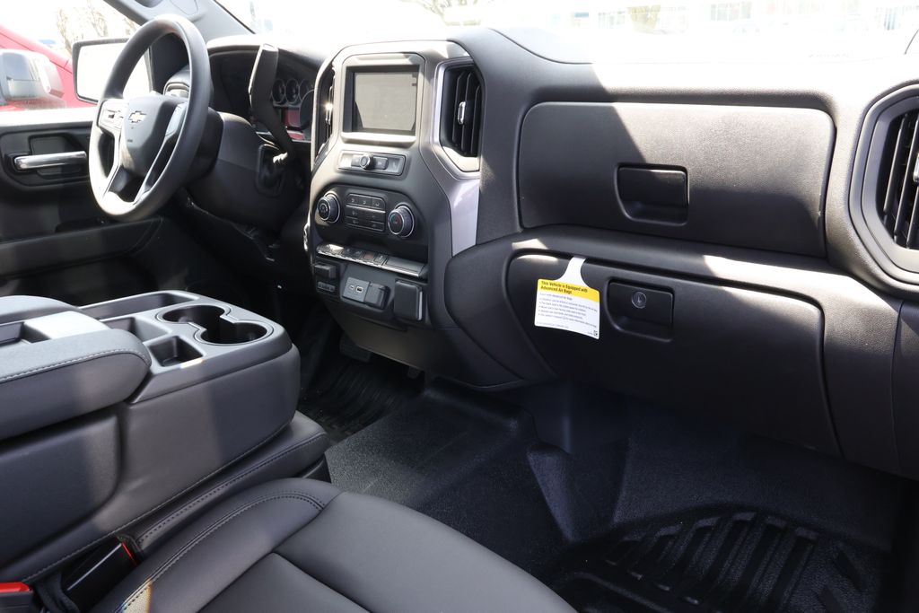 2025 Chevrolet Silverado 1500 WT 31