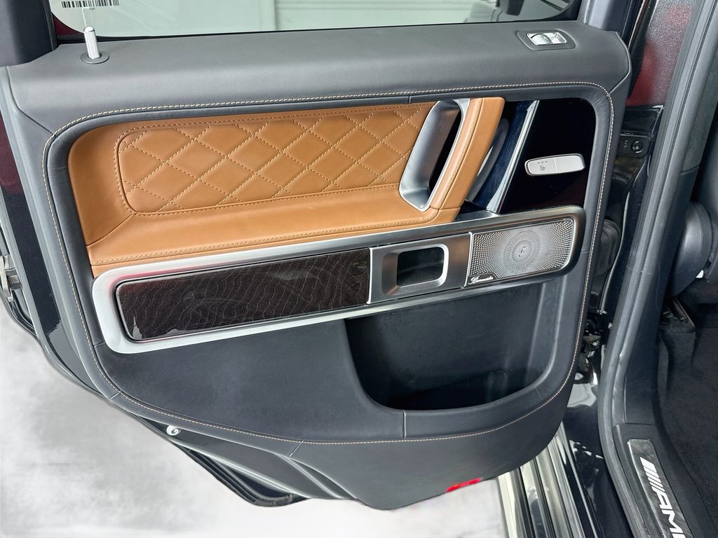 Thumbnail: 2021 Mercedes-Benz G-Class - 25