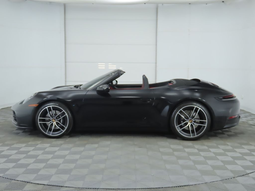 Thumbnail: 2025 Porsche 911 - 8