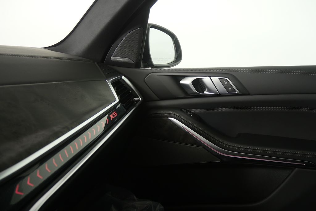 Thumbnail: 2026 BMW X5 - 24