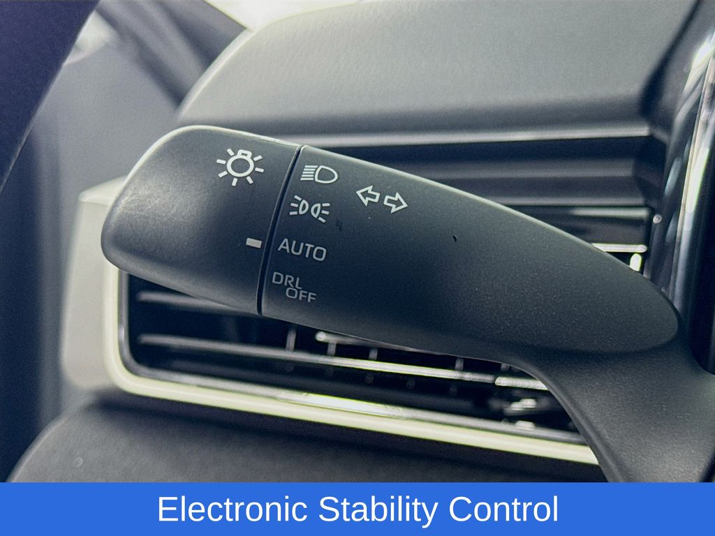 Used Car 2025 Toyota Camry  For Sale Under $30,000 In Austin, Texas