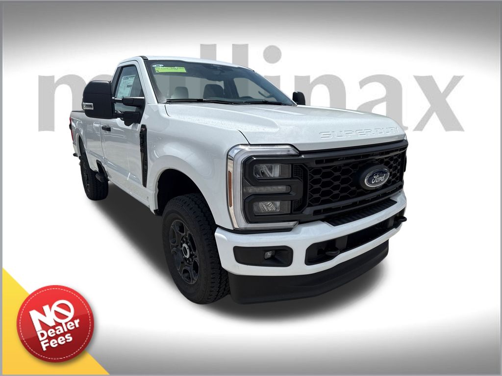 2025 Ford F-350 Super Duty XL's photo