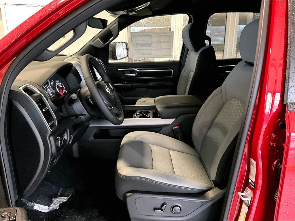 2026 Ram 1500 — photo 11