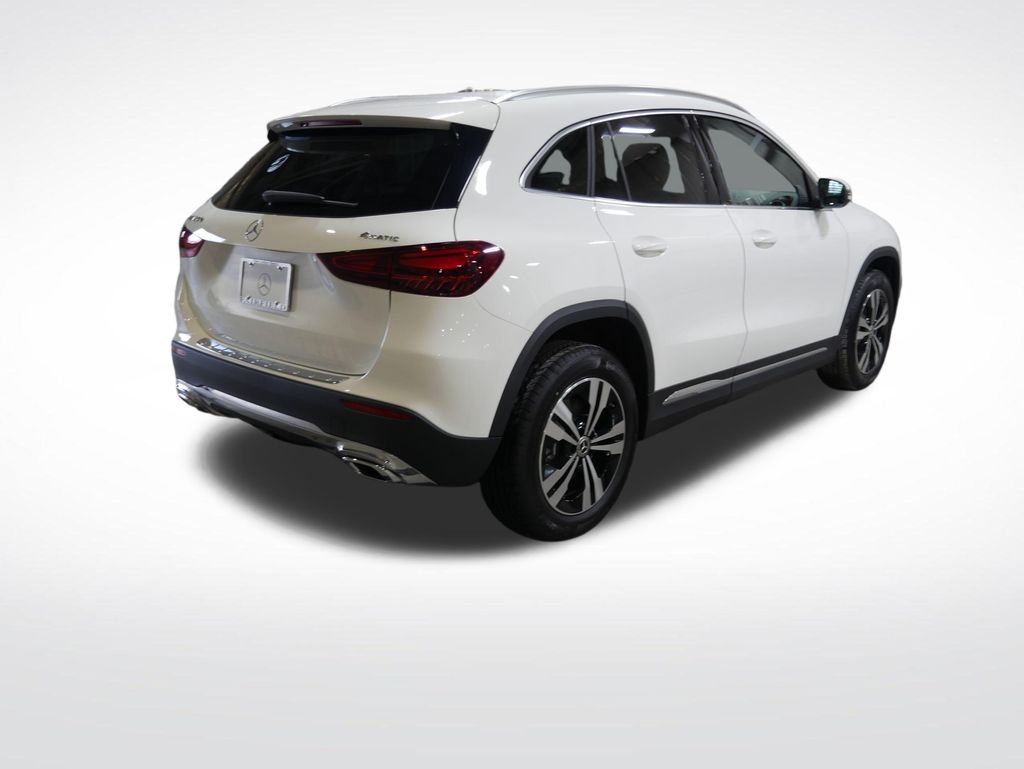 Thumbnail: 2026 Mercedes-Benz GLA - 5