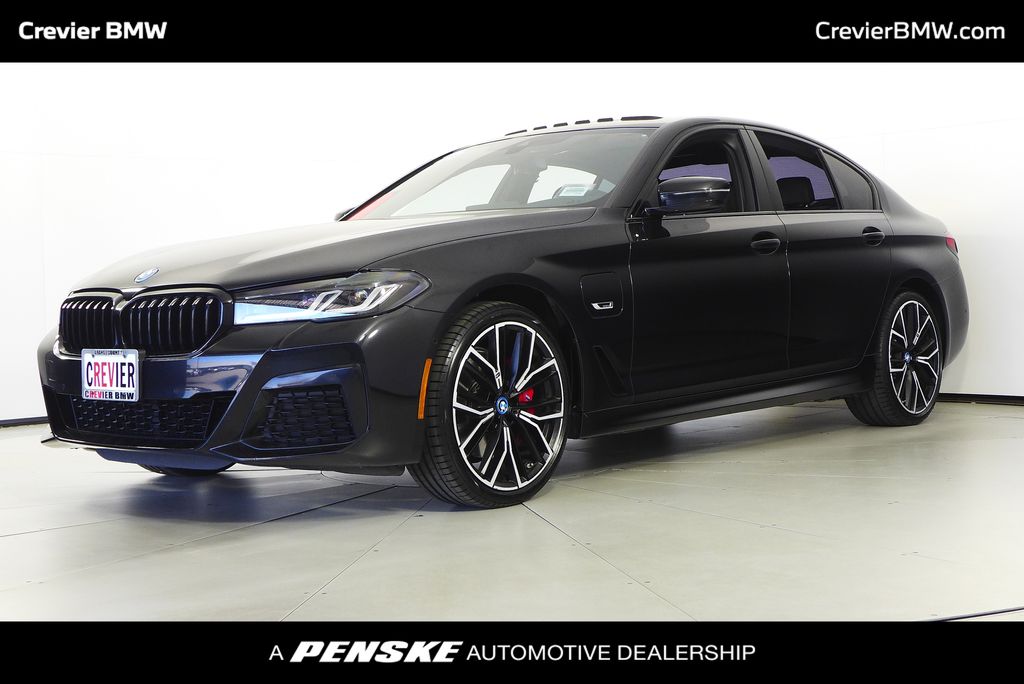 Thumbnail: 2023 BMW 5 Series - 1