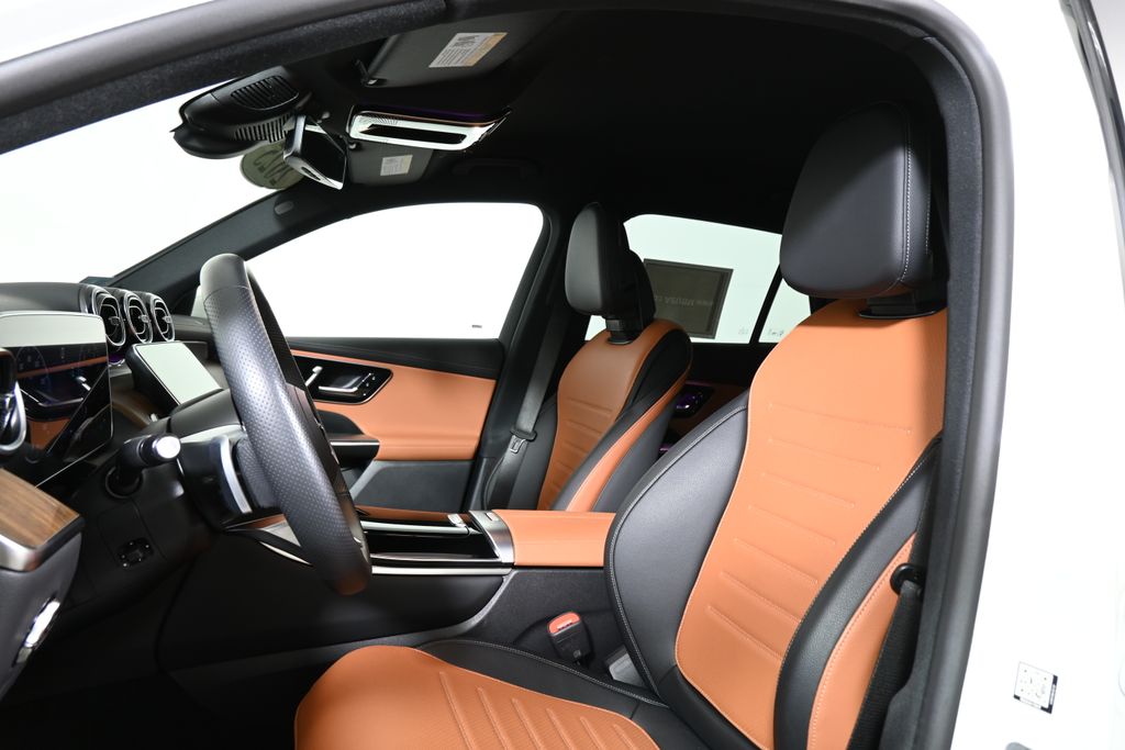 Thumbnail: 2025 Mercedes-Benz GLC - 15