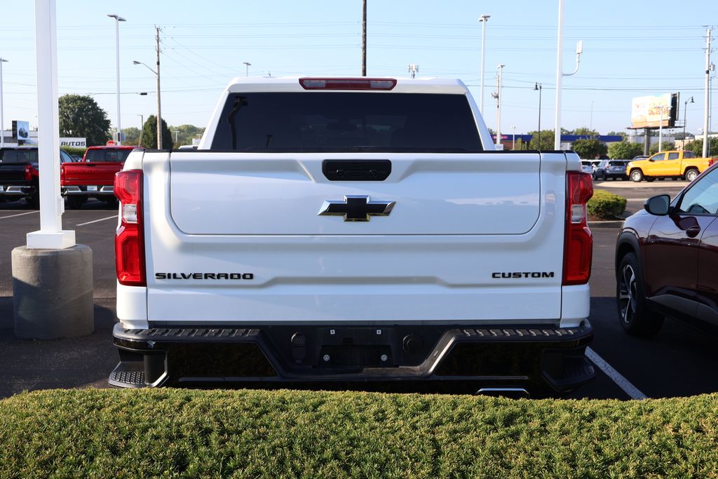 Thumbnail: 2021 Chevrolet Silverado 1500 - 9