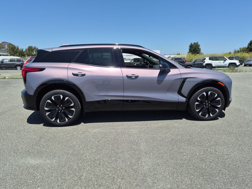 Used 2024 Chevrolet Blazer EV RS with VIN 3GNKDCRJ5RS188716 for sale in Santa Rosa, CA