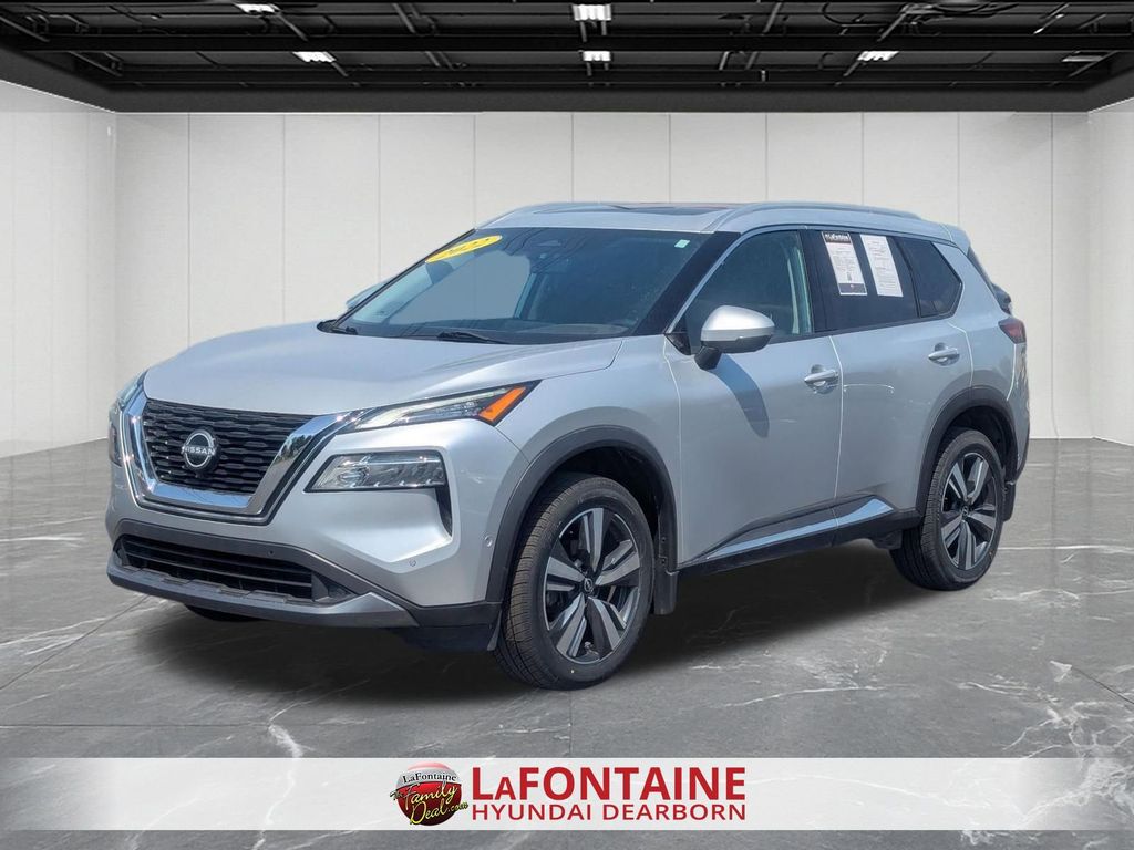 2022 Nissan Rogue SL
