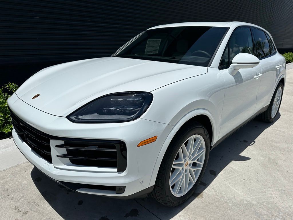 Thumbnail: 2025 Porsche Cayenne - 6