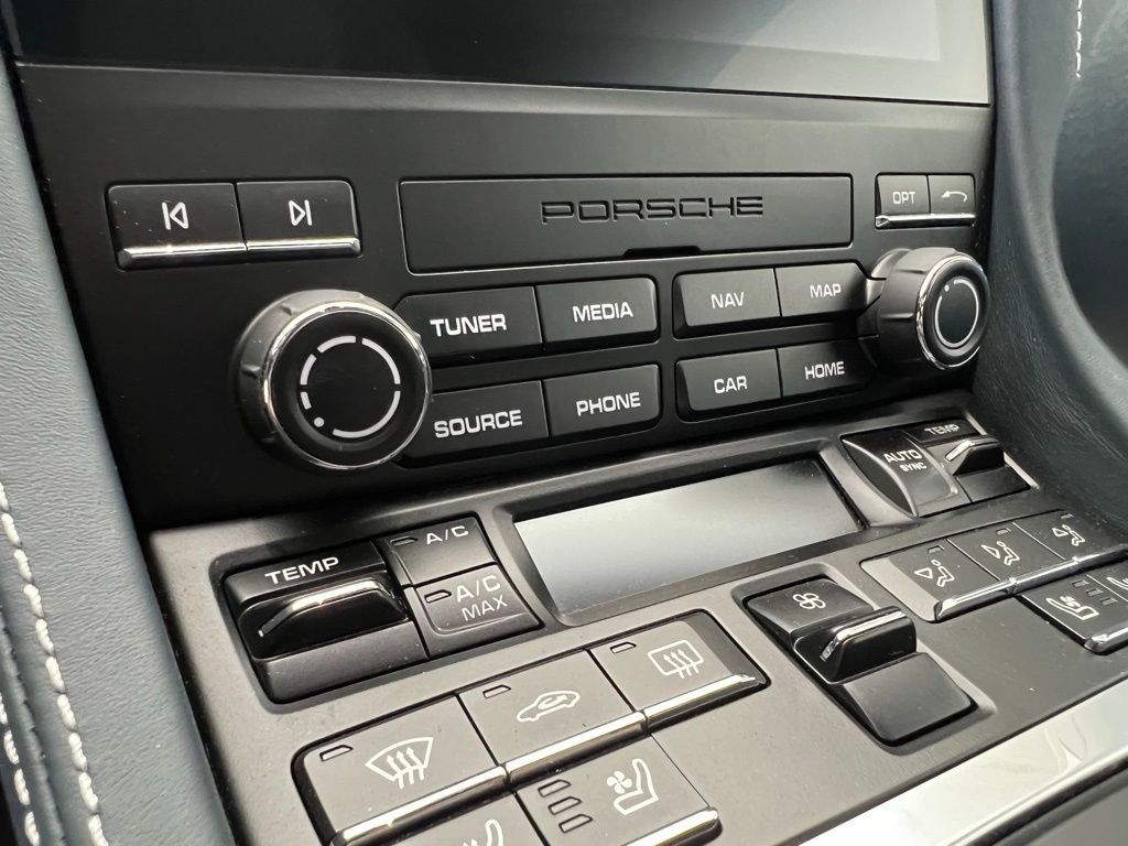 Thumbnail: 2024 Porsche 718 Boxster - 12