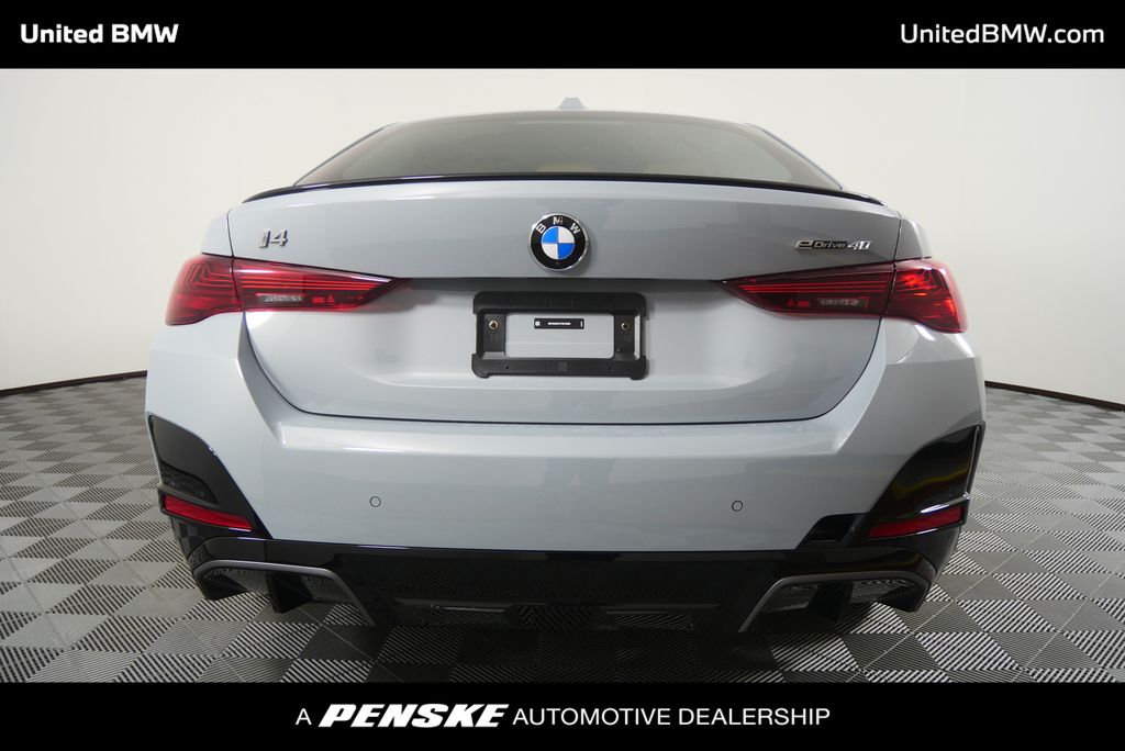 Thumbnail: 2026 BMW i4 - 4