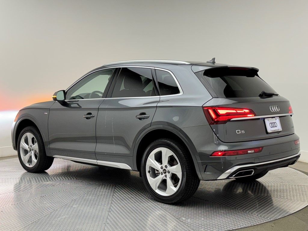 Thumbnail: 2025 Audi Q5 - 9