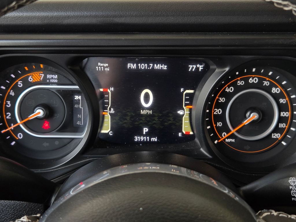 Used 2025 Jeep Wrangler SUV