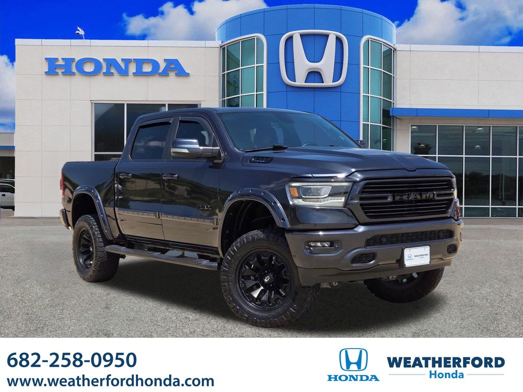2021 RAM 1500 Big Horn/Lone Star 4x4 Crew Cab 5'7's photo
