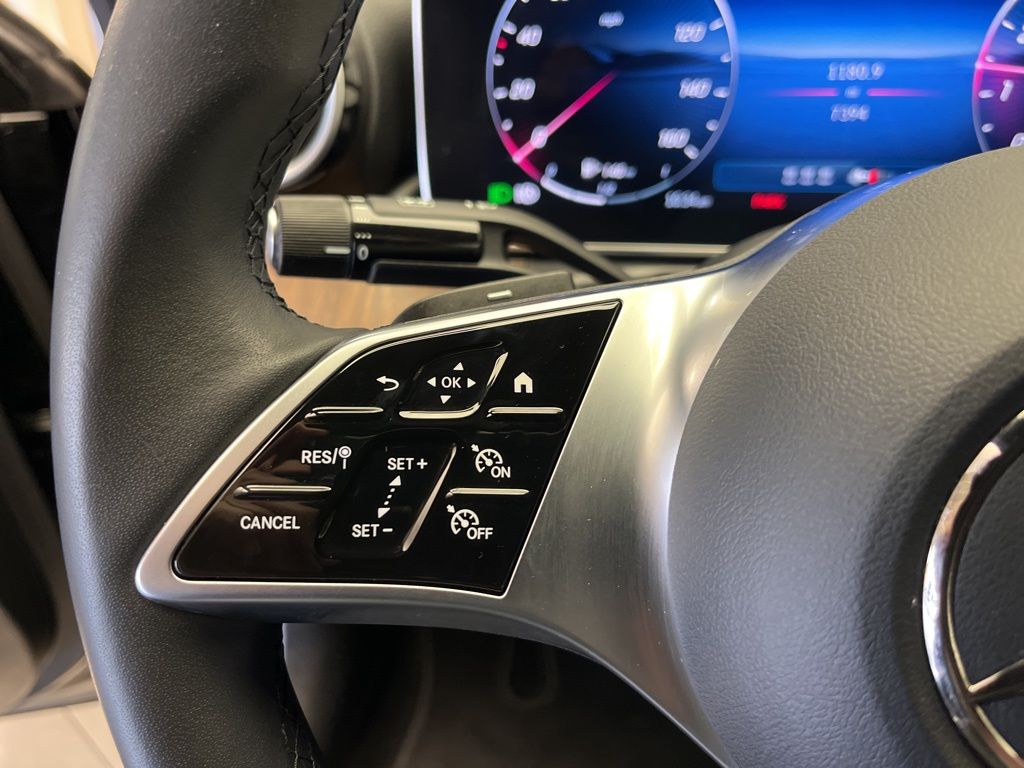 Thumbnail: 2025 Mercedes-Benz C-Class - 15