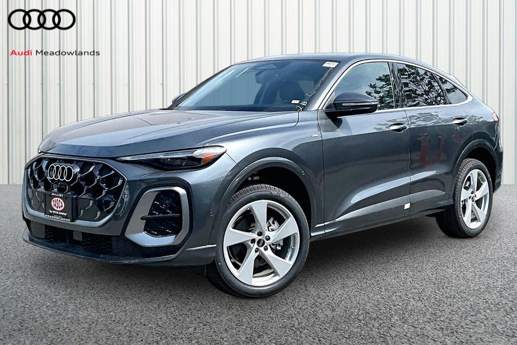 Daytona Gray Pearl Effect 2026 Audi Q5 Sportback Sedan All-Wheel Drive 7-Speed Automatic