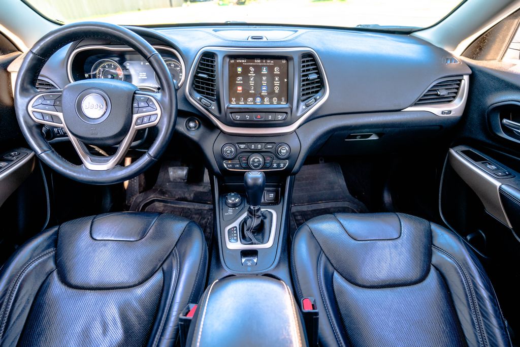 Used 2017 Jeep Cherokee SUV