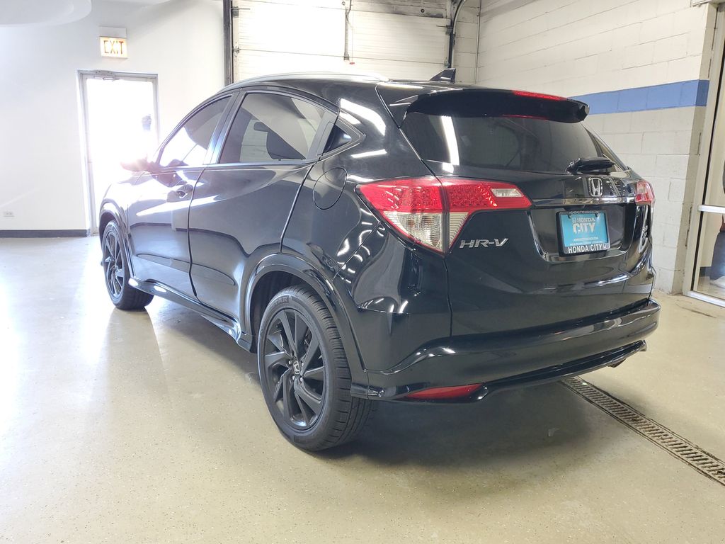 View vehicle photo 3