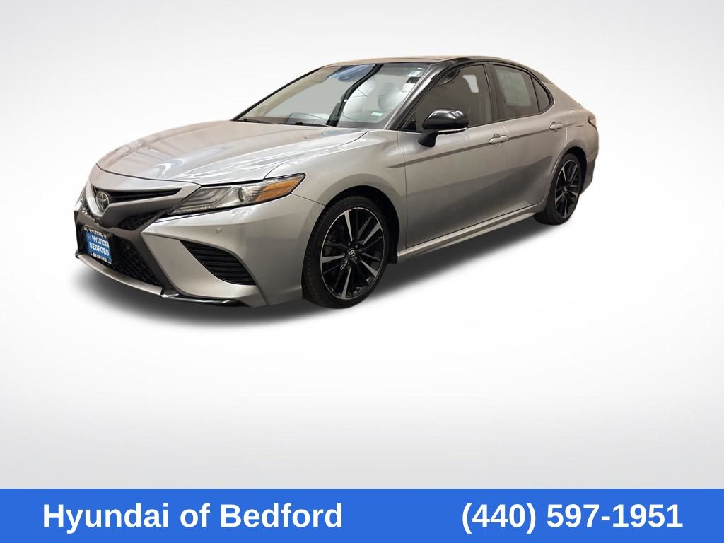 2019 Toyota Camry XSE FWD