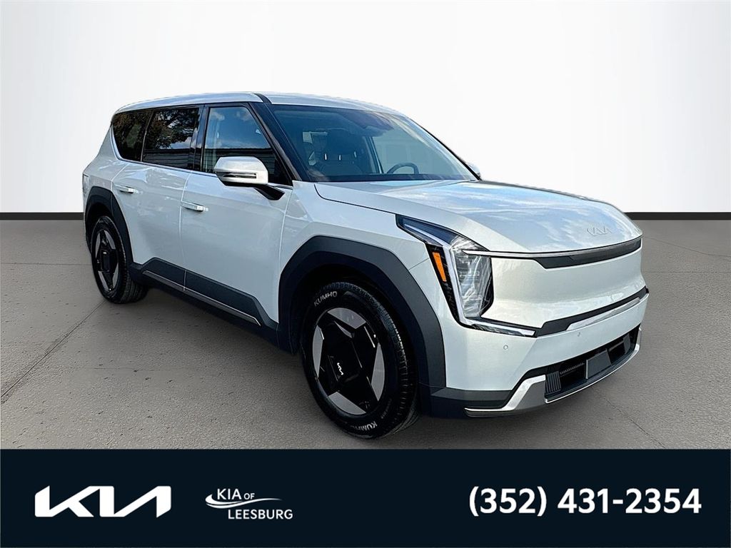 2026 Kia EV9 Light Long Range RWD