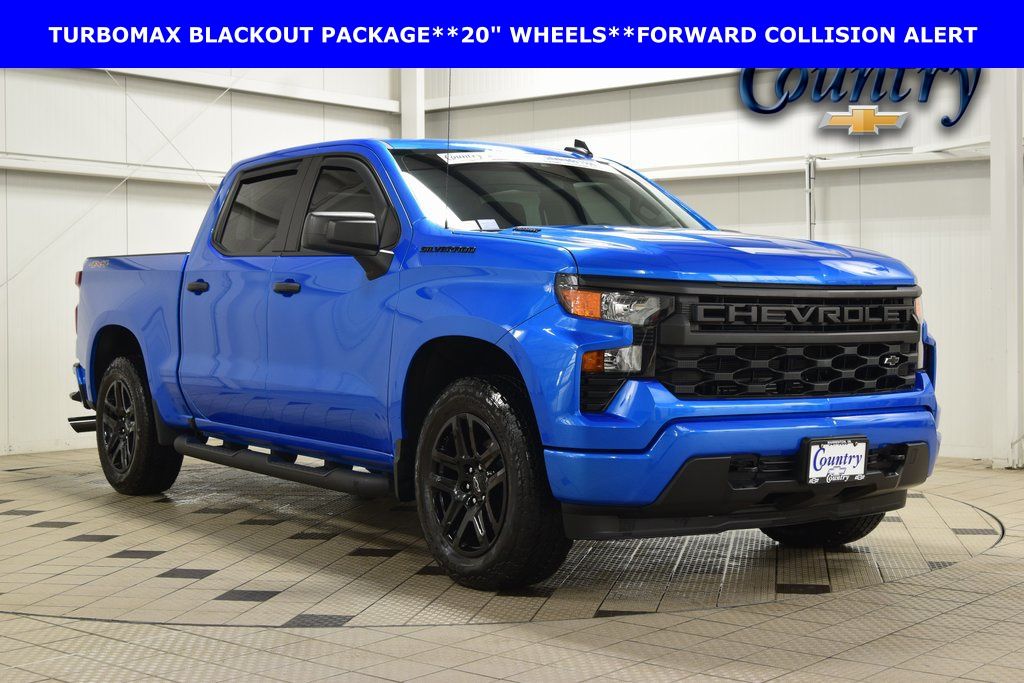 2025 Chevrolet Silverado 1500 Custom Crew Cab 4WD