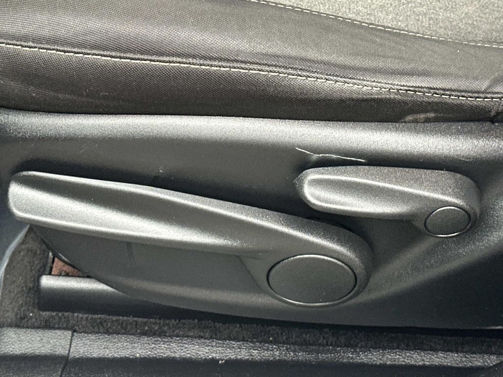 Thumbnail: 2014 Jeep Cherokee - 26