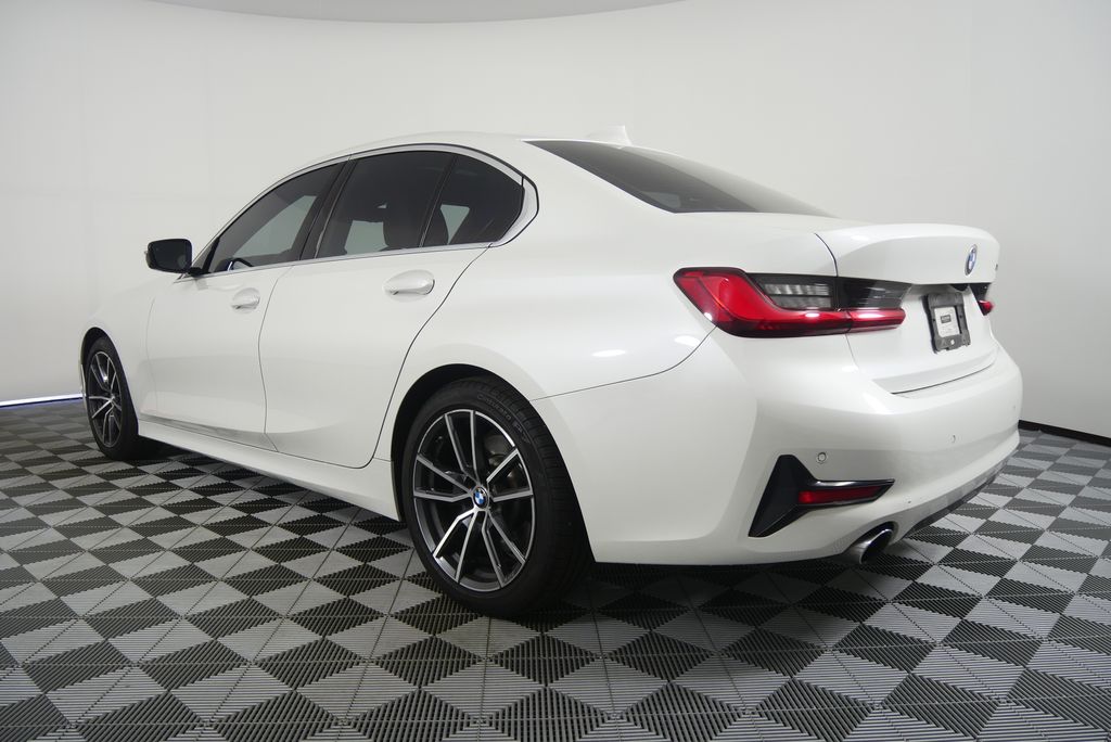 Thumbnail: 2019 BMW 3 Series - 5